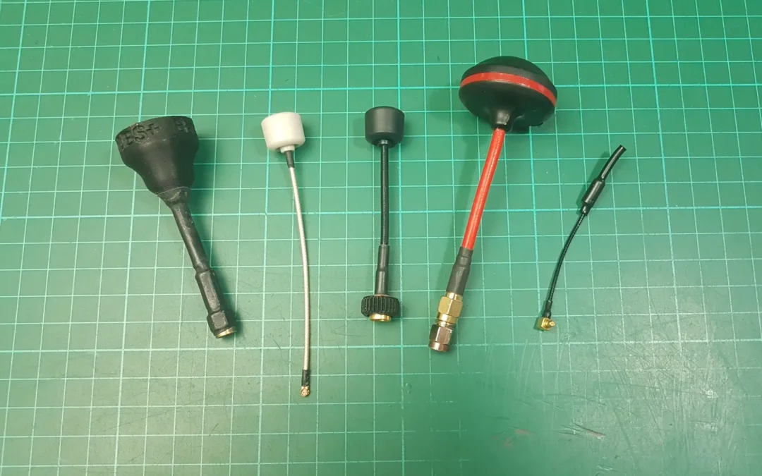 Antenne FPV 5.8 GHz: guida a LHCP, RHCP e lineari